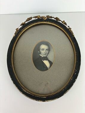Antique Historical Portrait of a Gentlemen in Oval Wood Frame-ornate gold trim